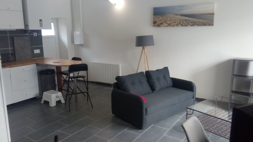 Location Appartement STE TERRE APPARTEMENT T2 MEUBLE AVEC COUR Ste terre