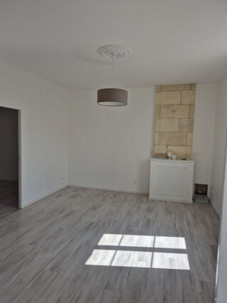  Maison à louer 2 pièces 57 m²