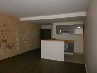  Appartement � louer 3 pi�ces 77 m�