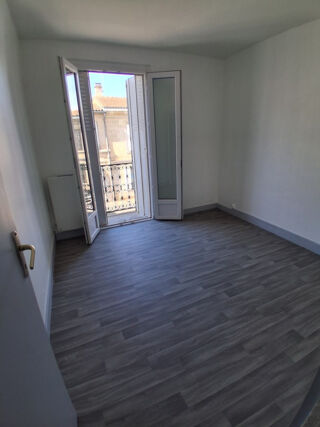  Appartement à louer 2 pièces 36 m²