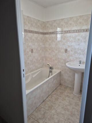  Maison à louer 4 pièces 110 m²