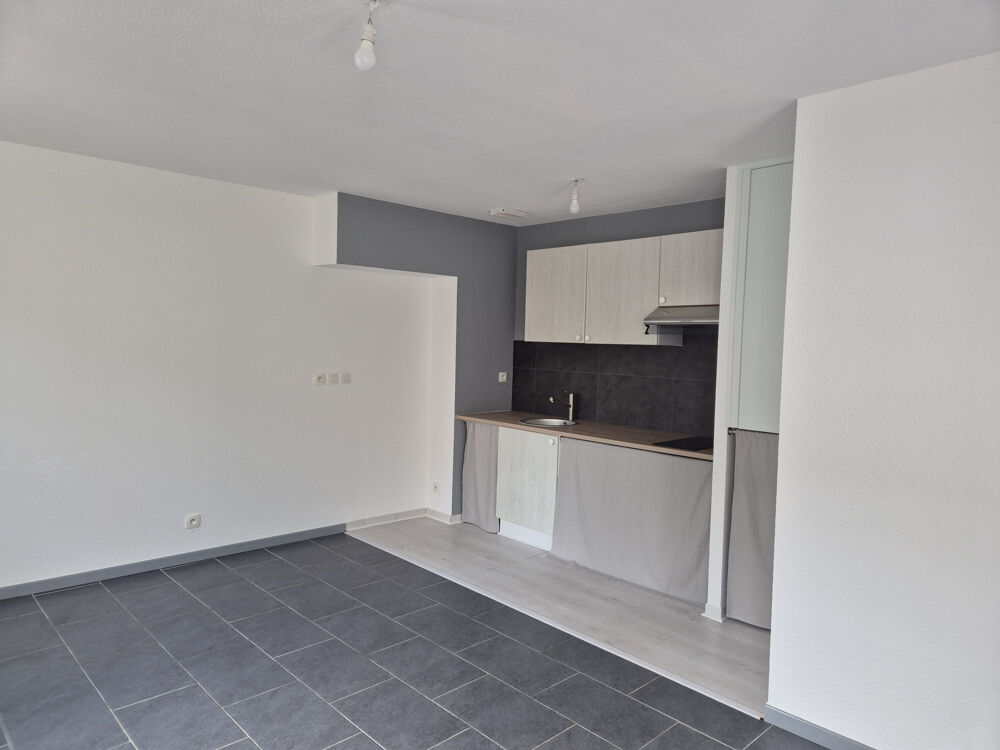 Location Appartement LIBOURNE DANS LE CENTRE VILLE APPT T2 MEUBLE EXCELLENT ETAT Libourne