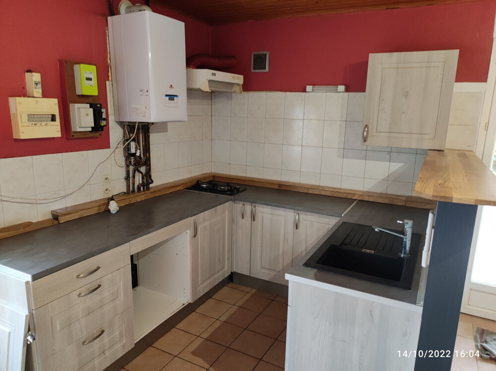 Location Maison ST DENIS DE PILE MAISON T4 AVEC JARDIN St denis de pile