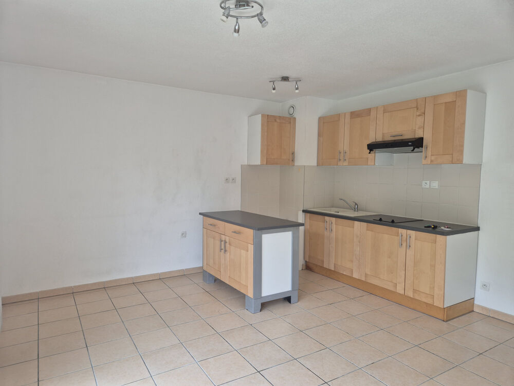Location Appartement LIBOURNE QUARTIER HOPITAL APPT T3 AU RDC Libourne