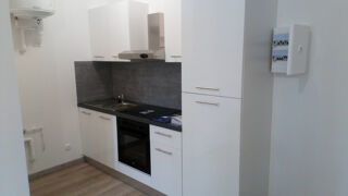  Appartement à louer 1 pièce 28 m²