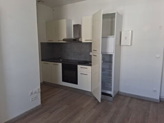  Appartement à louer 1 pièce 28 m²