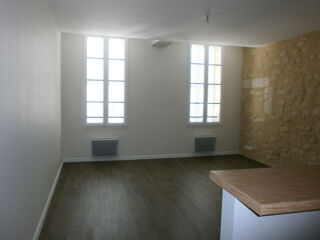  Appartement � louer 3 pi�ces 77 m�