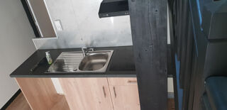 Location Appartement GUITRES DANS LE BOURG APPT T1 BIS REFAIT A NEUF Guitres