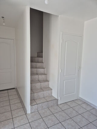  Maison à louer 4 pièces 110 m²