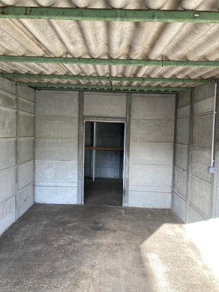  Parking / Garage à vendre 80 m²