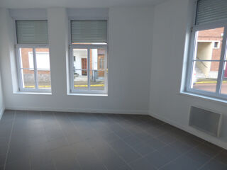  Appartement à louer 6 pièces 97 m² Cassel