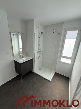  Appartement à louer 3 pièces 60 m²