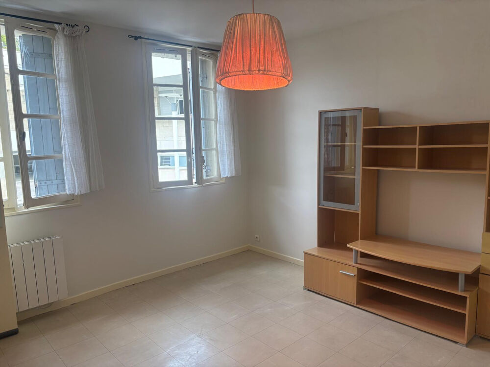 Location Appartement F2 - CENTRE HISTORIQUE - 40m2 Montpellier