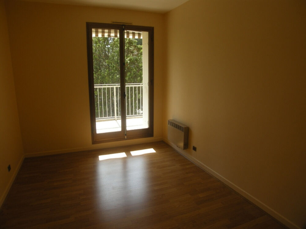 Location Appartement F3 PEYROU  66 m2 Montpellier