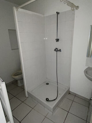  Appartement à louer 2 pièces 38 m²