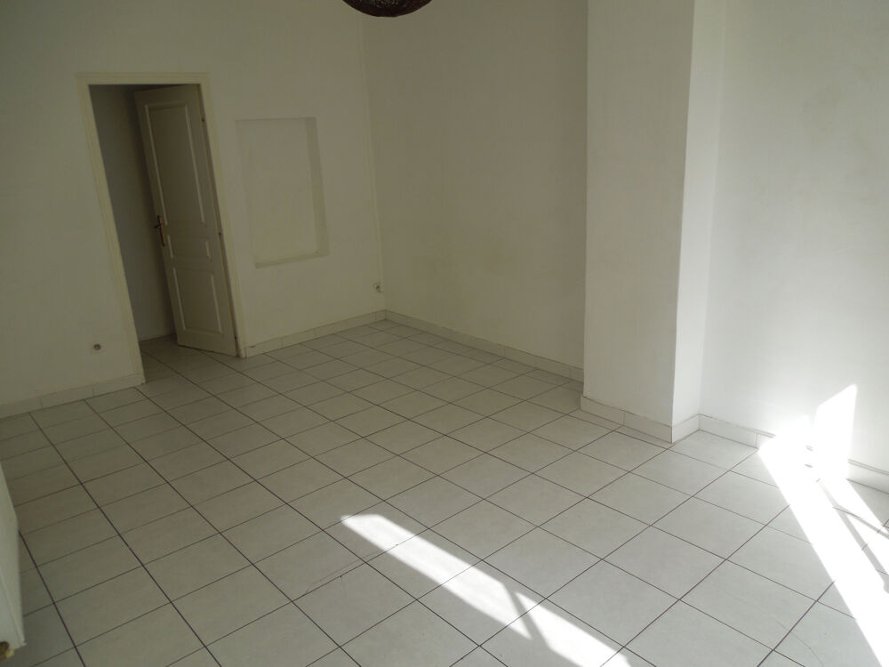 Location Appartement F3 CENTRE HISTORIQUE Montpellier