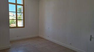  Appartement � louer 4 pi�ces 140 m�