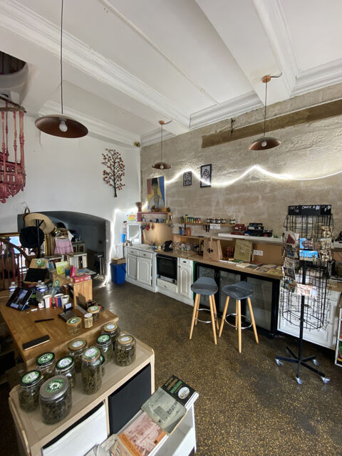 MONTPELLIER CENTRE MURS COMMERCIAUX 265000 34000 Montpellier