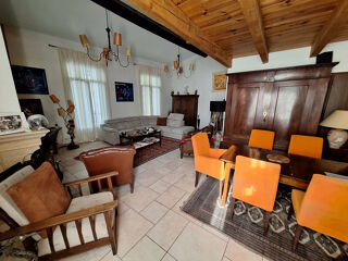  Propri�t�/ch�teau � vendre 6 pi�ces 320 m�