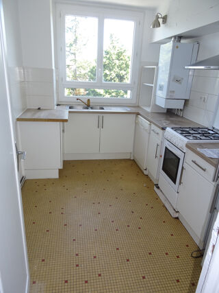  Appartement à louer 5 pièces 90 m²