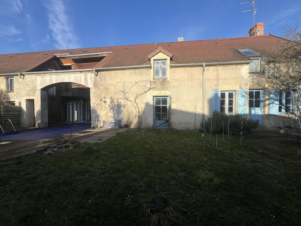 Maison 10 pièces 218 m² · à Varennes Vauzelles · 218 m² · 295 000 €