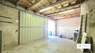 Parking / Garage à vendre 1 pièce 130 m²