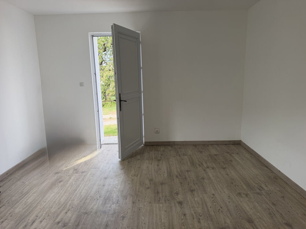 Vente Maison Chaulgnes, proche de Nevers. Belle maison familiale, calme avec de beaux volumes. Chaulgnes
