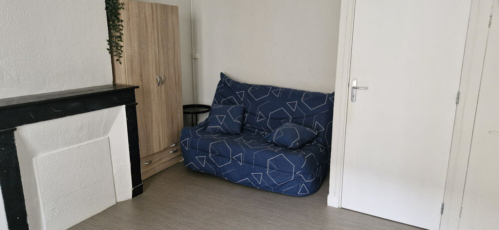 Studio meublé centre-ville Issoire disponible immédiatement