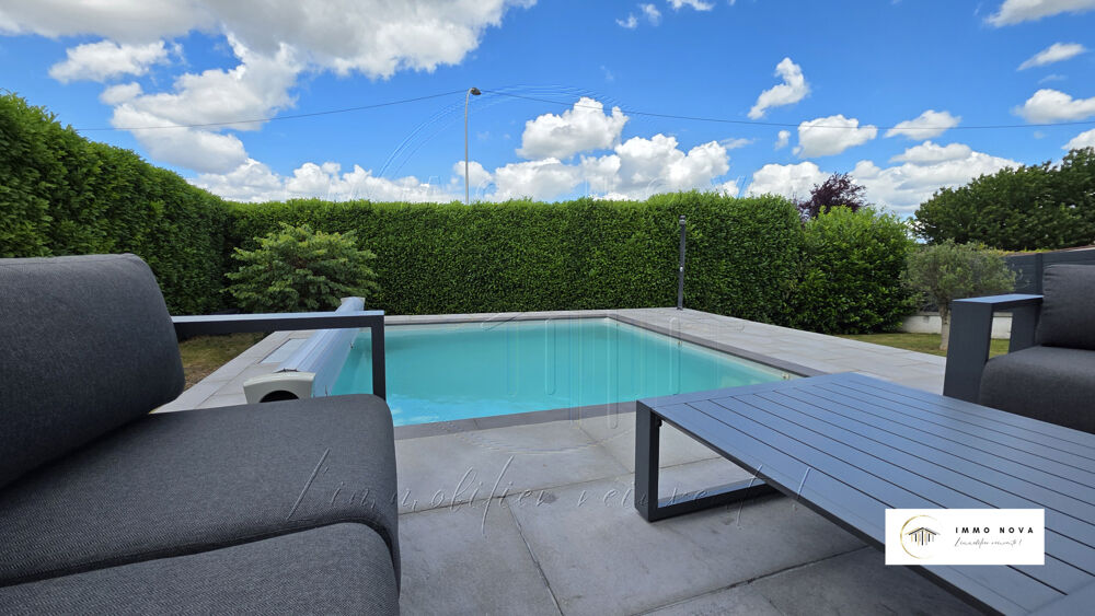 Maison familiale contemporaine de 168 m2 Entièrement rénovée avec piscine et double garage