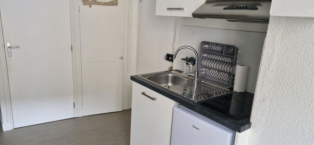 Studio meublé centre-ville Issoire disponible immédiatement