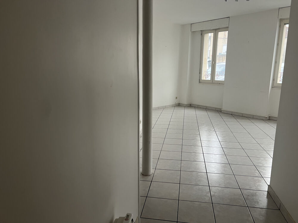Nevers appartementce type T3, proche de la gare et du centre ville.