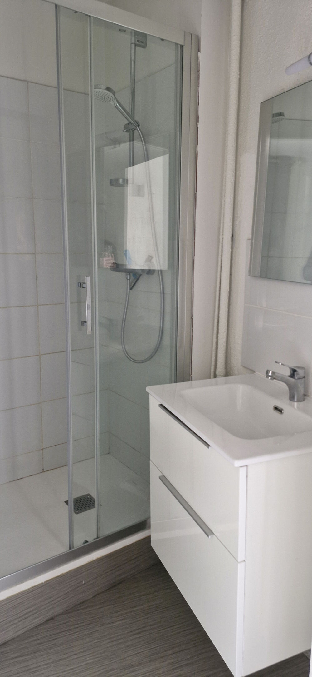 Studio meublé centre-ville Issoire disponible immédiatement