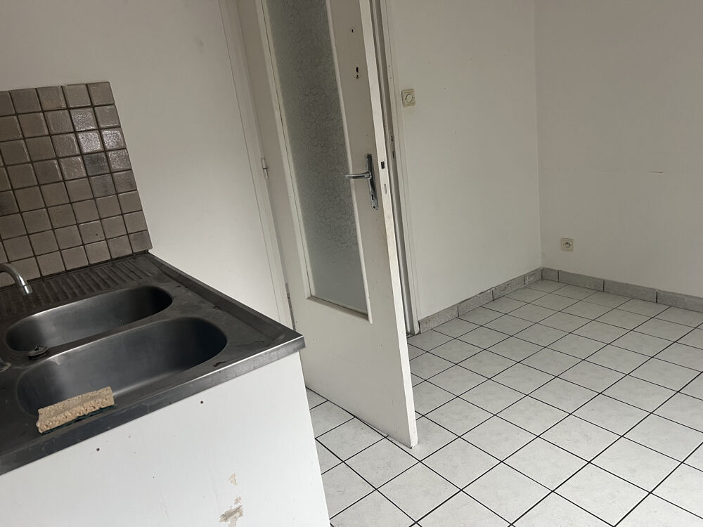 Vente Appartement Nevers appartementce type T3, proche de la gare et du centre ville. Nevers