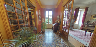 Vente Maison Centre ville...Ancien relais de poste...donnant sur 2 rues...Double Garage et jardin...Maison bourgeoise Villeneuve sur lot