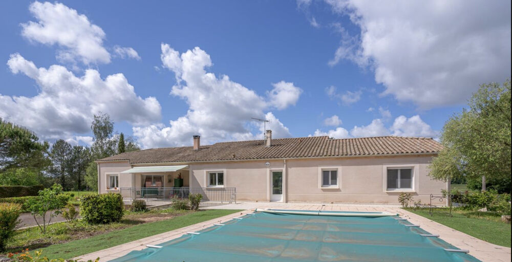 Vente Maison Majestueuse villa de plus de 200 m2 avec piscine et accès direct au Lot   À 2 min de Villeneuve-sur-Lot Casseneuil