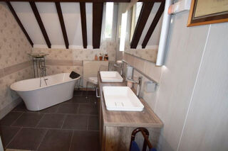  Maison à vendre 8 pièces 253 m²
