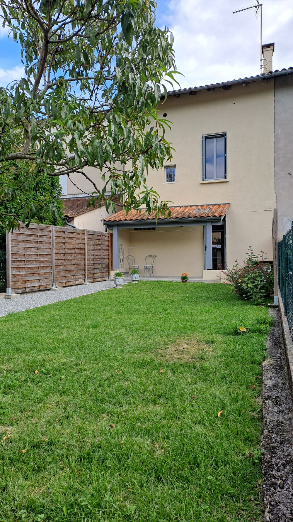 Maison de ville en parfait état Proche commodités Villeneuve-sur-Lot