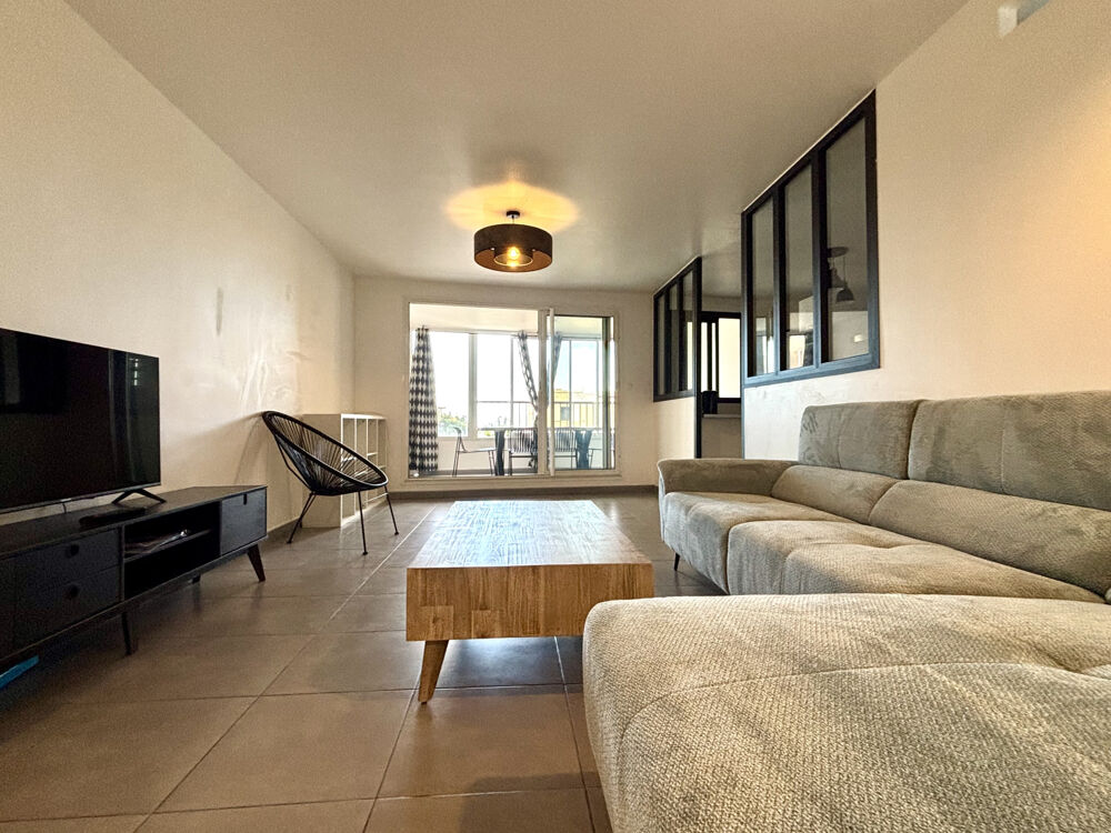 Location Appartement Appt T3 meublé SAINT DENIS rue Général de Gaulle St denis