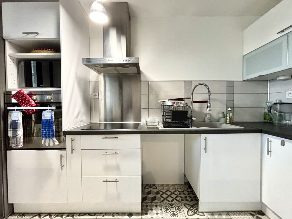 Location Appartement Appt T3 meublé SAINT DENIS rue Général de Gaulle St denis