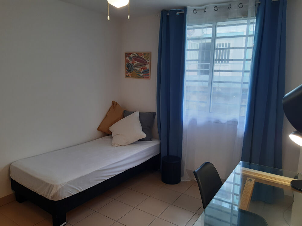 Location Appartement STUDIO MEUBLE ST PIERRE TERRE SAINTE St pierre