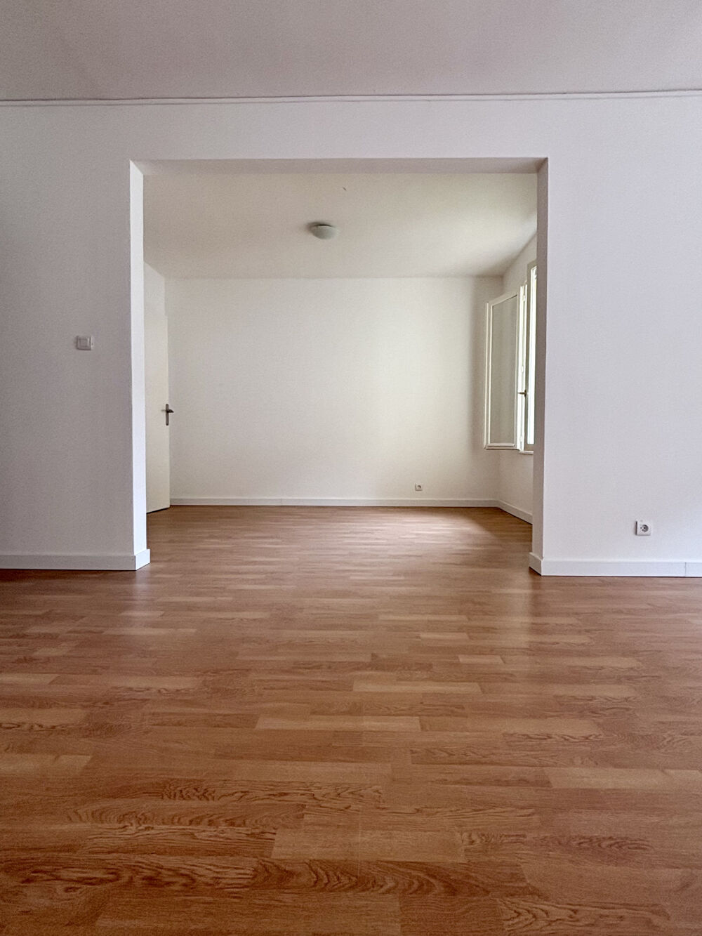 APT T4/5 ST DENIS BAS DE LA RIVIERE