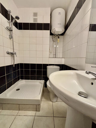 Appartement à louer 1 pièce 20 m²