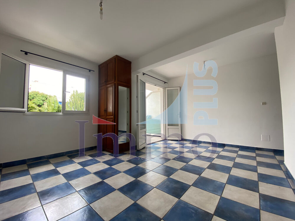 Location Appartement Grand Studio SAINT DENIS proche centre St denis