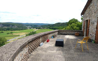  Propri�t�/ch�teau � vendre 14 pi�ces 330 m�