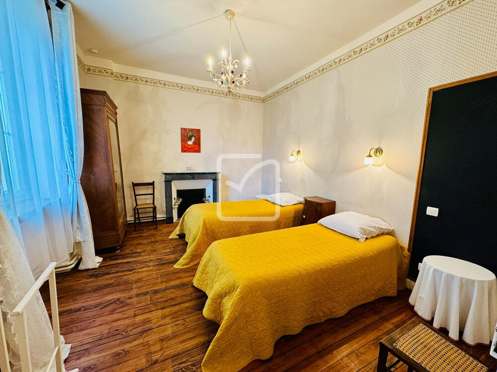  vendre  Proprit/chteau Souillac (46200)