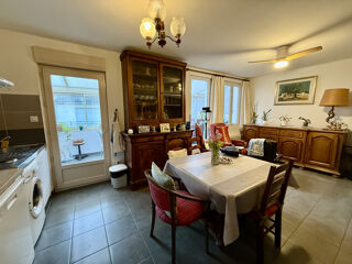  Immeuble à vendre 9 pièces 129 m²