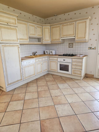  Maison � vendre 4 pi�ces 145 m�