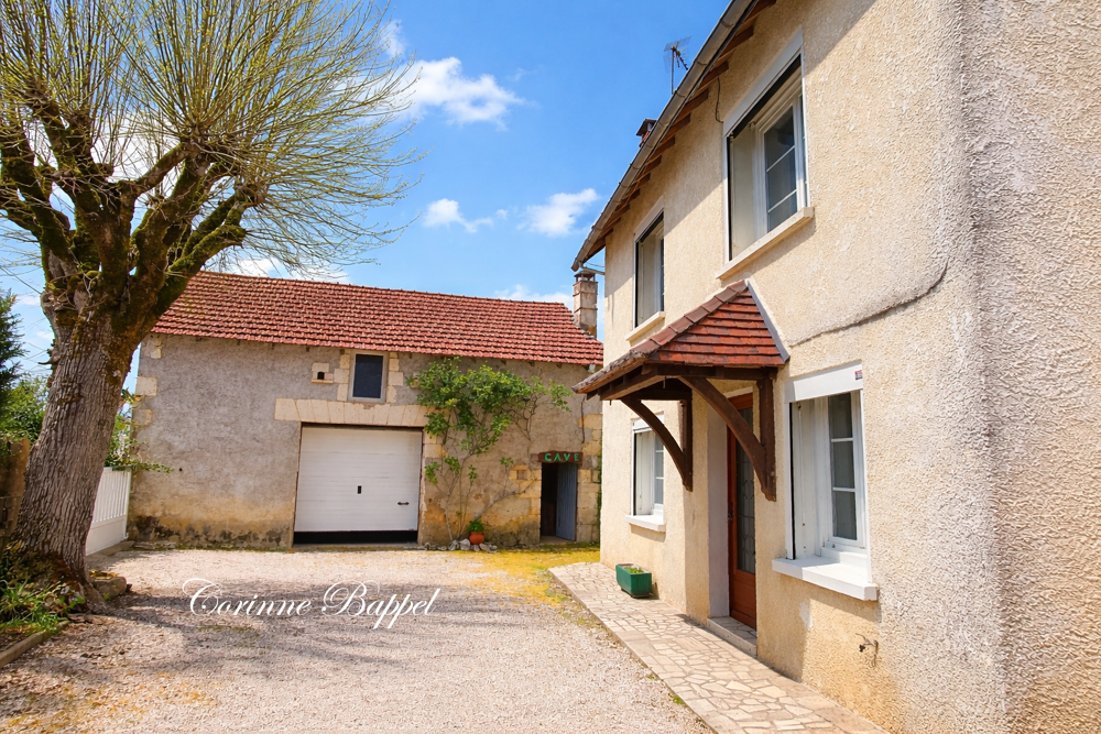 Maison 5 pièces 123 m² · à Savignac les Eglises · 123 m² · 139 100 €