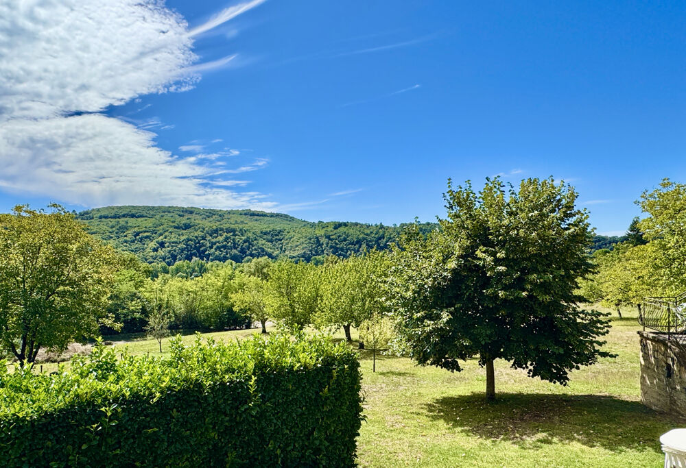Vente Maison SOUS OFFRE ACCEPTEE  _ Superbe ensemble immobilier avec deux masions et un séchoir à tabac réhabilité en carpo Carsac aillac
