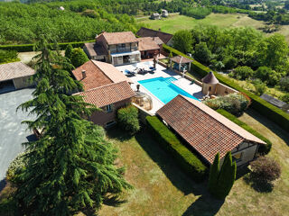  Maison à vendre 9 pièces 235 m²